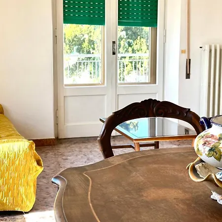 아파트 Trilocale Con Terrazzo Vista Mare A - N248 누마나